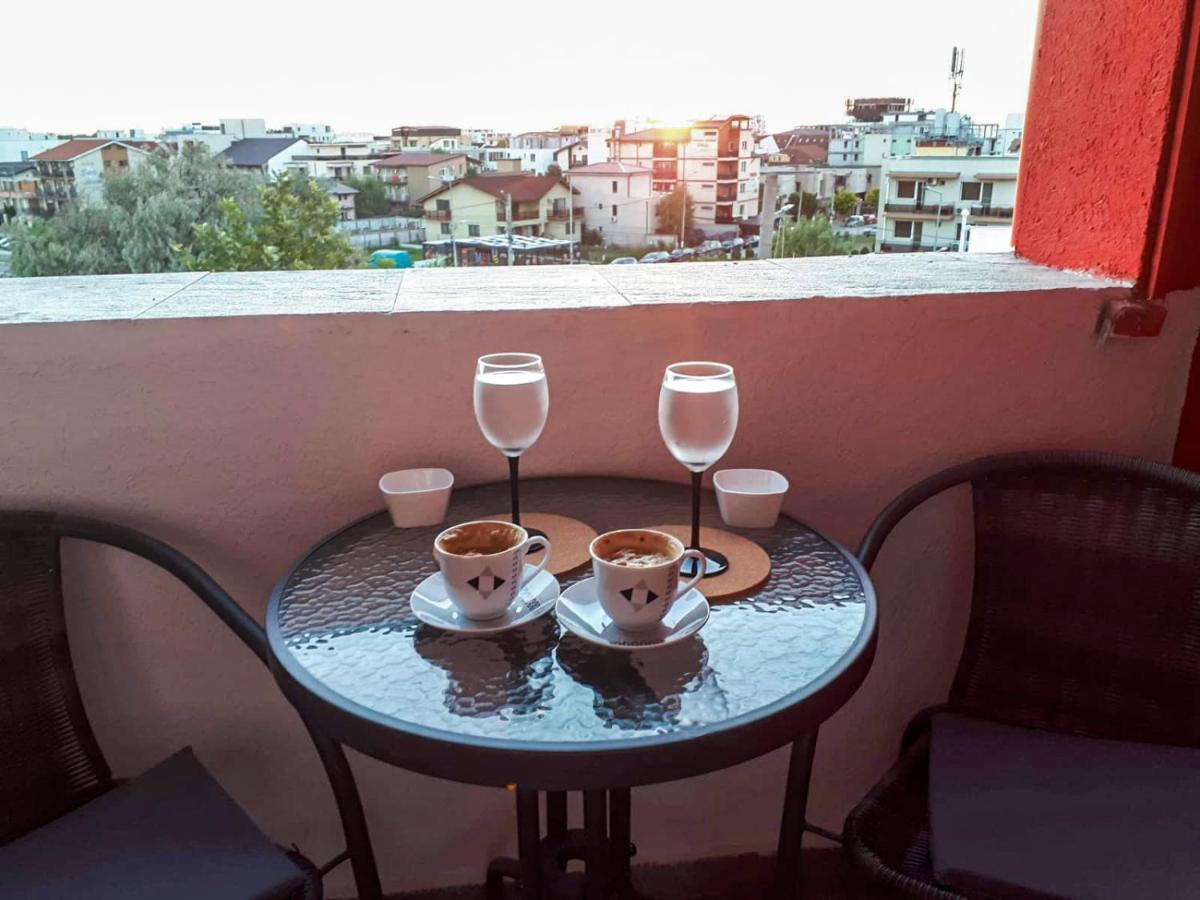 Appartement Apartament George à Năvodari Extérieur photo