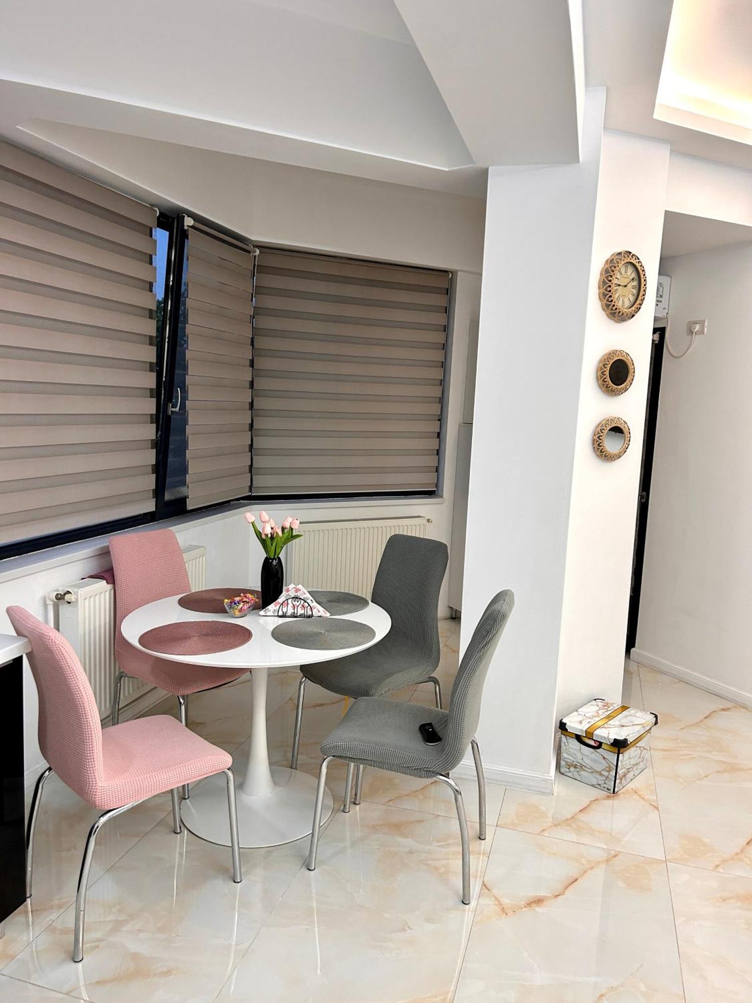 Appartement Apartament George à Năvodari Extérieur photo